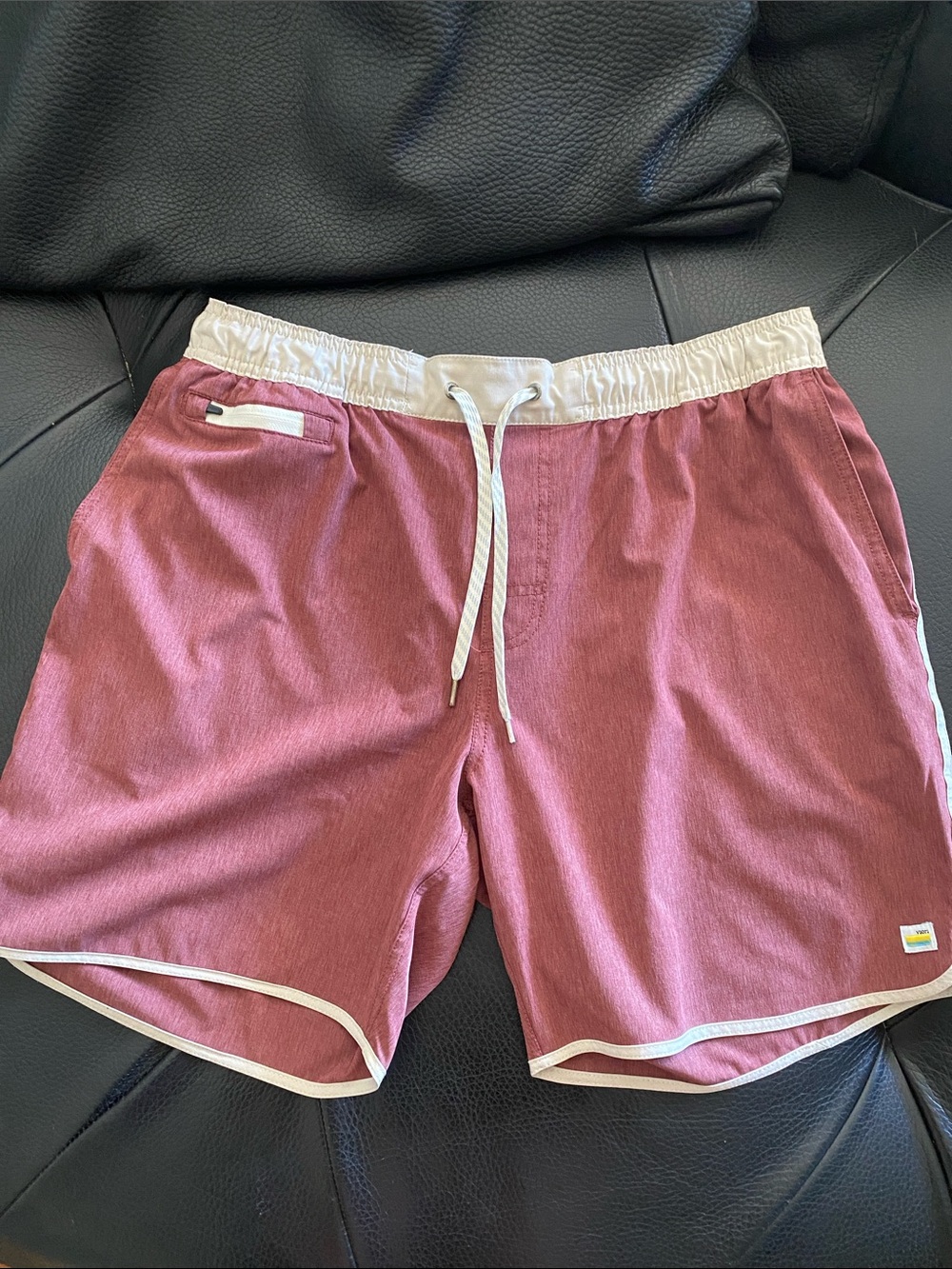 Men’s Vuori banks drawstring Athletic Shorts - Rust color